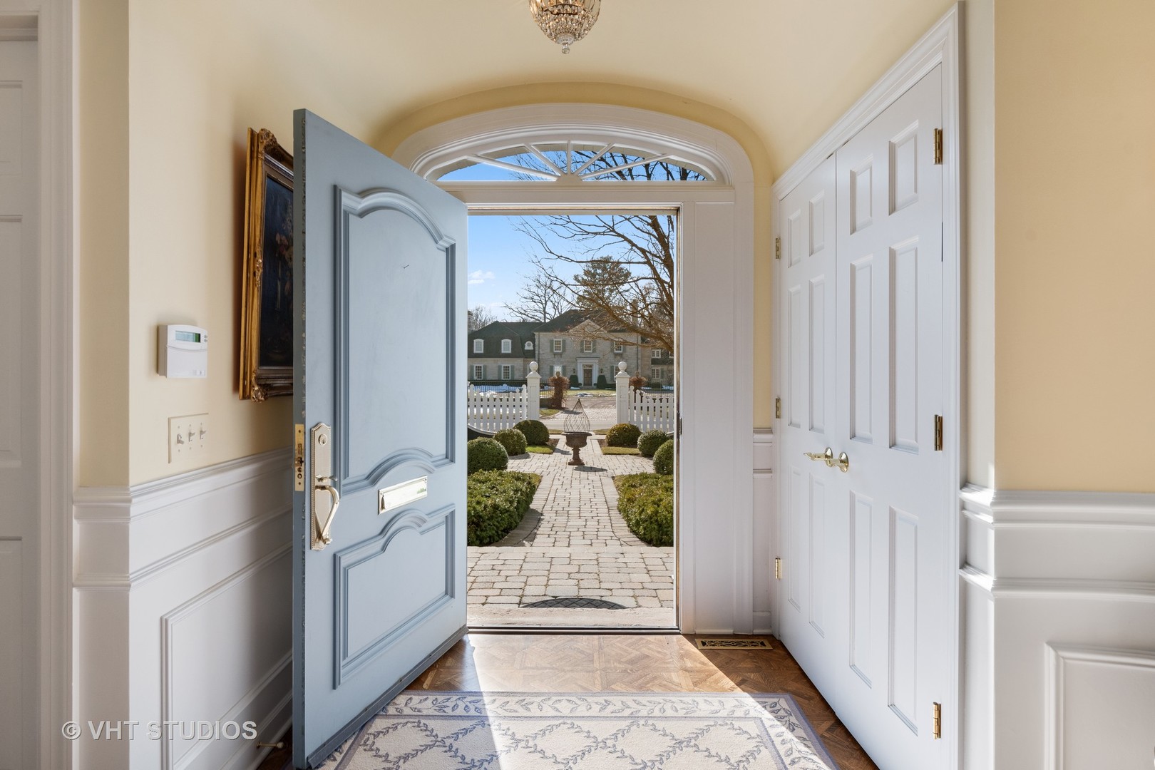 1401 Lake Road Lake Forest, IL 60045 - Photo 3 of 39