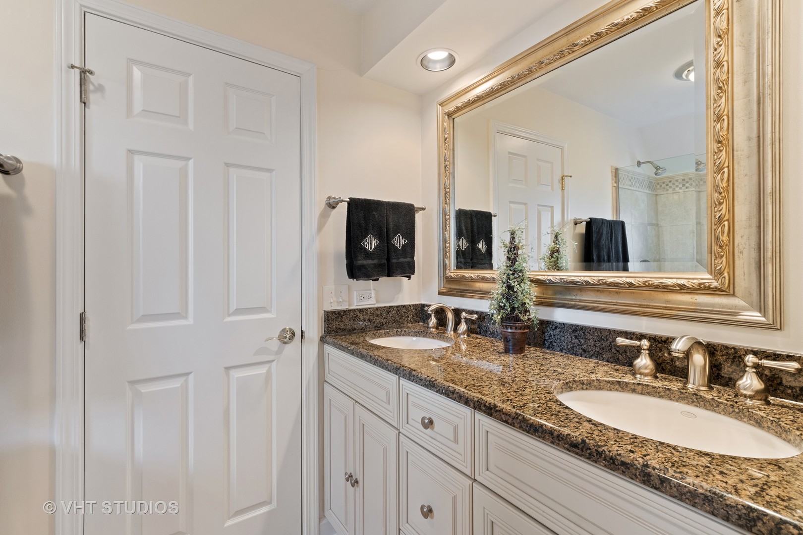 1401 Lake Road Lake Forest, IL 60045 - Photo 21 of 39