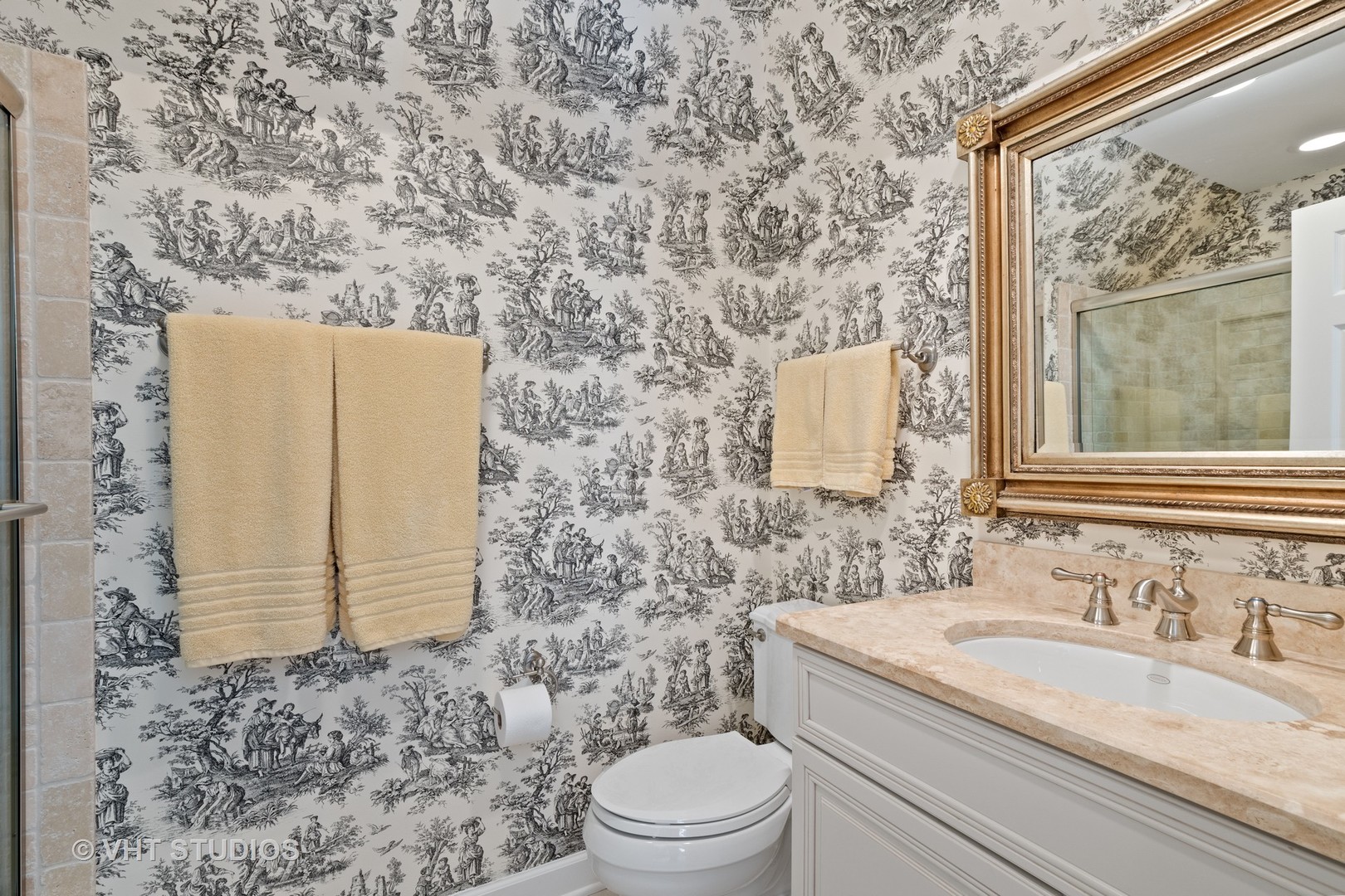 1401 Lake Road Lake Forest, IL 60045 - Photo 24 of 39