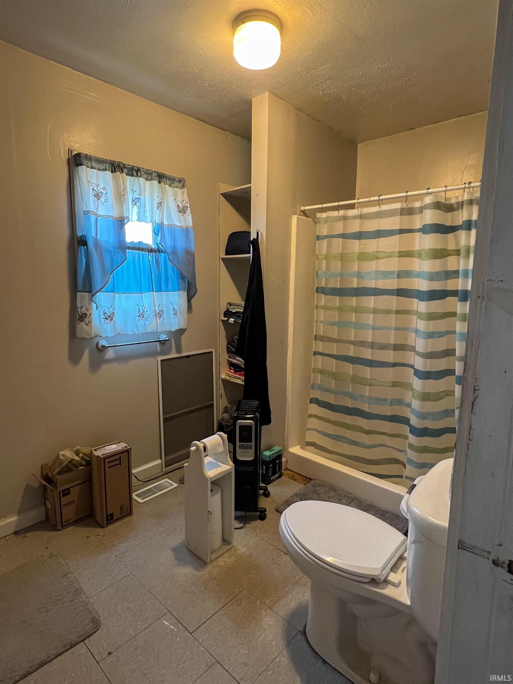 342 Indiana Avenue Sullivan, IN 47882 - Photo 14 of 22