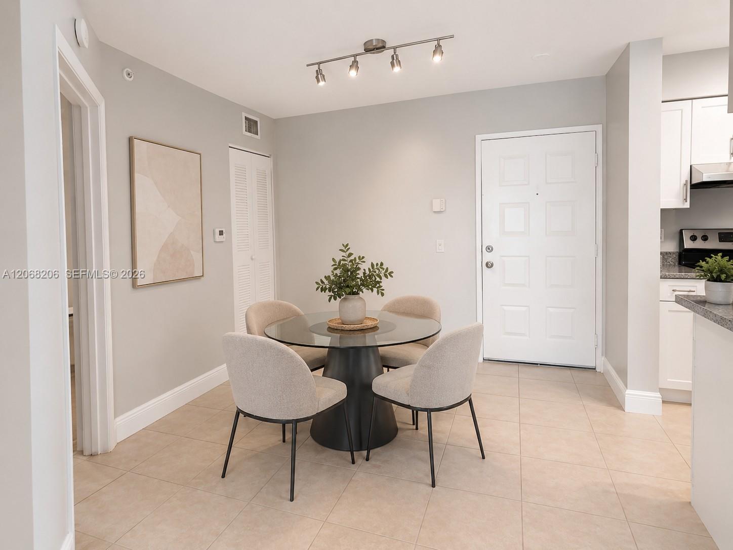 460 South Park Road, Unit 106 Hollywood, FL 33021 - Photo 3 of 16 Gallery Image 3