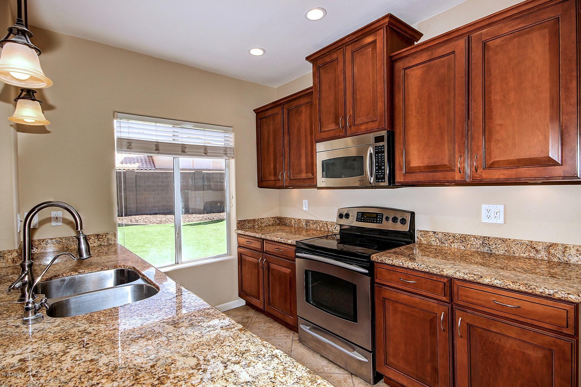 2648 East Amber Ridge Way Phoenix, AZ 85048 - Photo 13 of 53 0014-Amber Ridge (14) - Copy - Copy