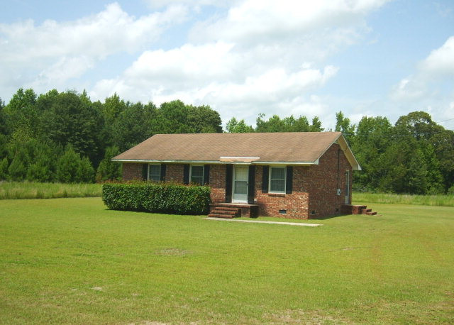 12793 Bloomville Road Manning, SC 29102 - Photo 1 of 1 Gallery Image 1