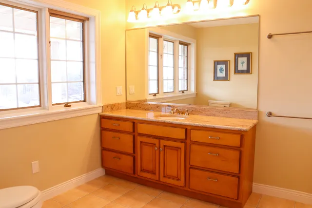 $550,000 | 3900 Pine Hill Road, Sterling, IL 61081