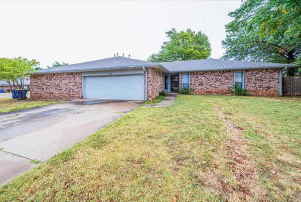 $359,999 | 1805 South Hillside Street, Stillwater, OK 74074