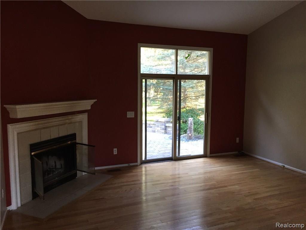 2744 Ripple Way White Lake, MI 48383 - Photo 9 of 15 C:\Users\Mark Wolter\Pictures\2016-09-24 001\IMG_8185.JPG