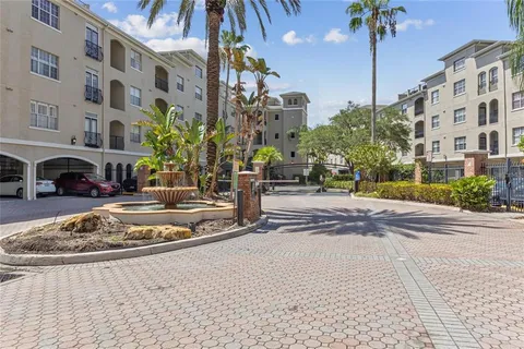 $2,390 | 501 Knights Run Avenue, Unit 2213, Tampa, FL 33602
