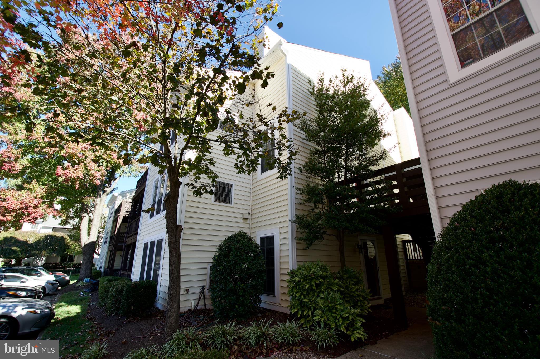 10066 Oakton Terrace Road, Unit 10066 Oakton, VA 22124 - Photo 1 of 35 Close in Oakton Address