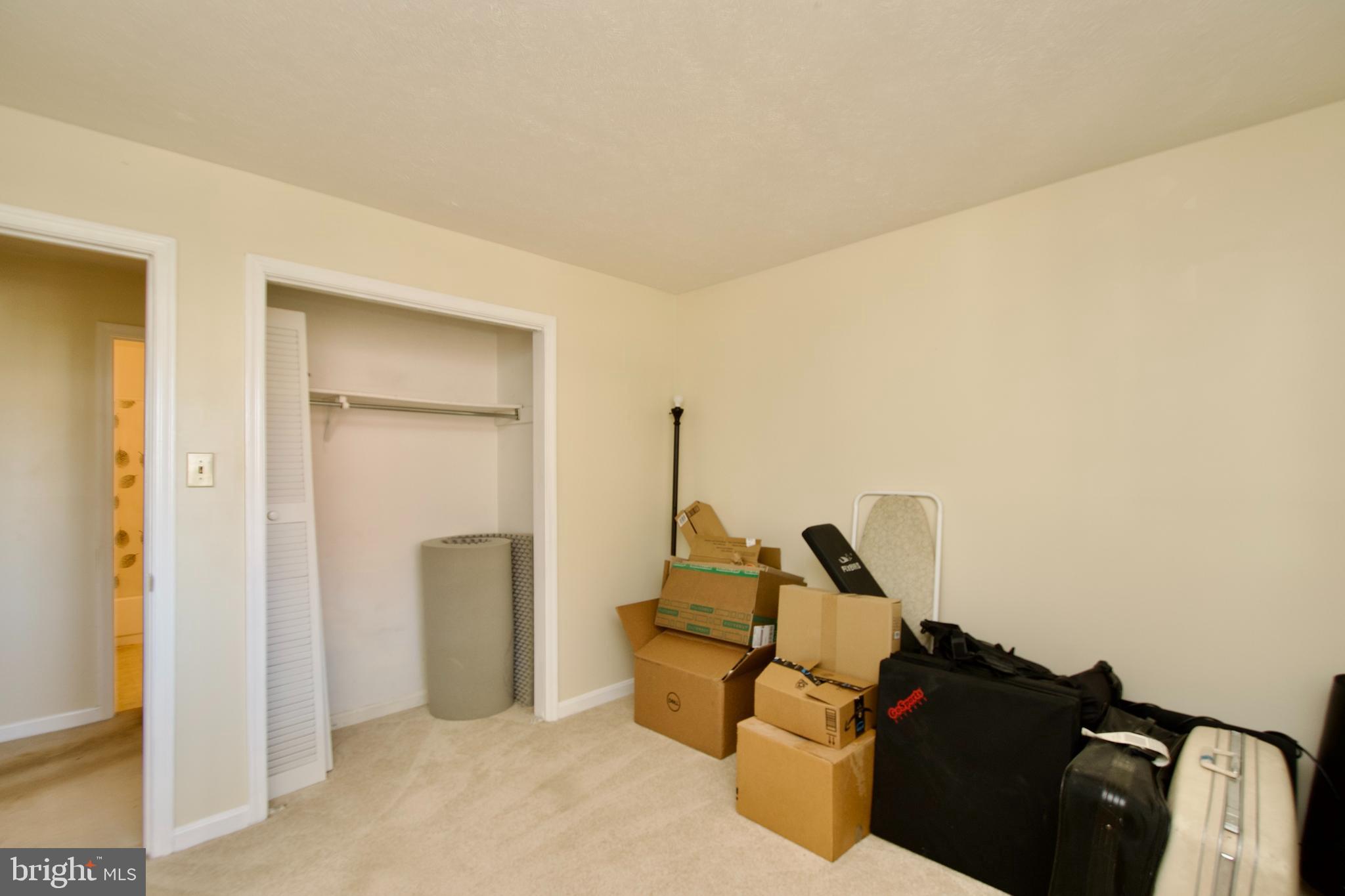 10066 Oakton Terrace Road, Unit 10066 Oakton, VA 22124 - Photo 24 of 35 Sunroom Alt