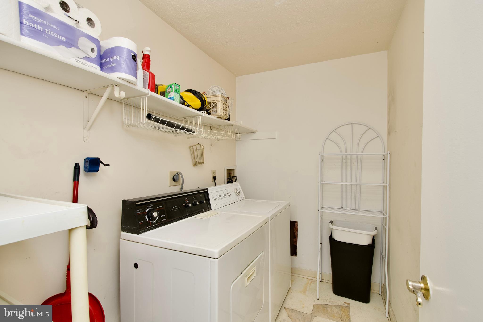 10066 Oakton Terrace Road, Unit 10066 Oakton, VA 22124 - Photo 33 of 35 Full size W&D