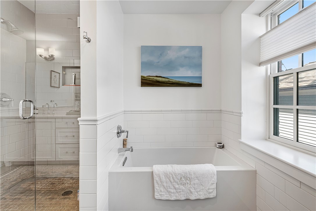 27 High Street, Unit 2 Newport, RI 02840 - Photo 26 of 46