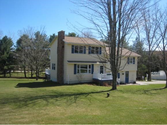 98 Oak Knoll Road Williston, VT 05495 - Photo 1 of 1
