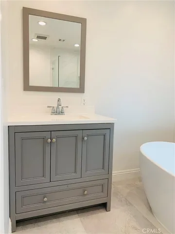 $7,700 | 5148 Otis Avenue, Tarzana, CA 91356