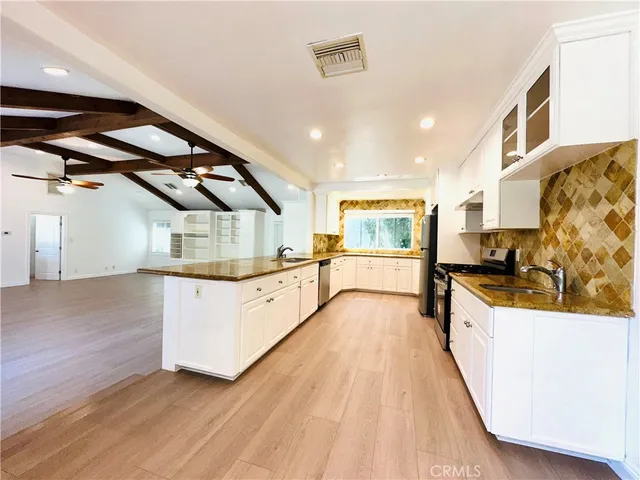 $7,700 | 5148 Otis Avenue, Tarzana, CA 91356