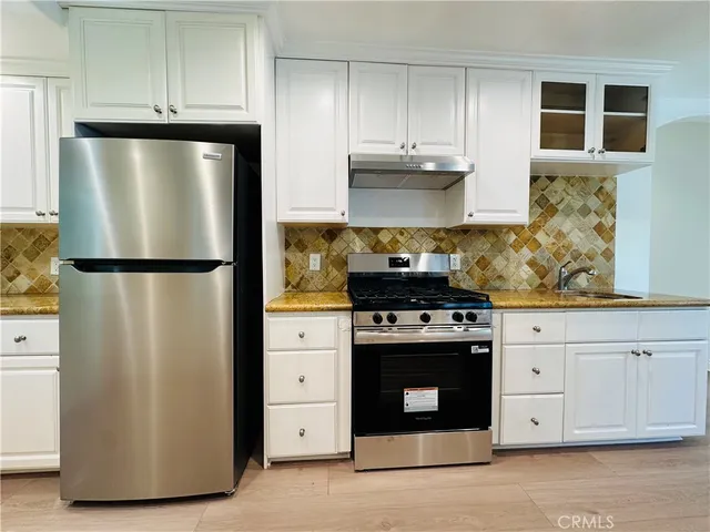 $7,700 | 5148 Otis Avenue, Tarzana, CA 91356