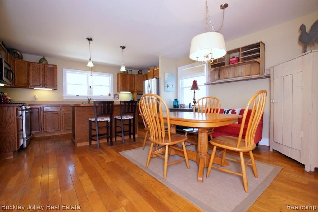 1278 County Farm Road Howell, MI 48843 - Photo 4 of 28 Wood Flooring