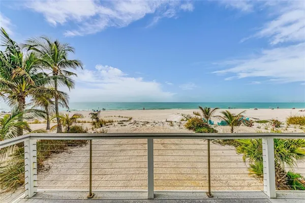 $4,200,000 | 3007 Avenue F, Holmes Beach, FL 34217
