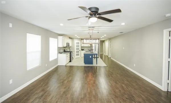 $2,195 | 1614 Clare Drive, Corpus Christi, TX 78412