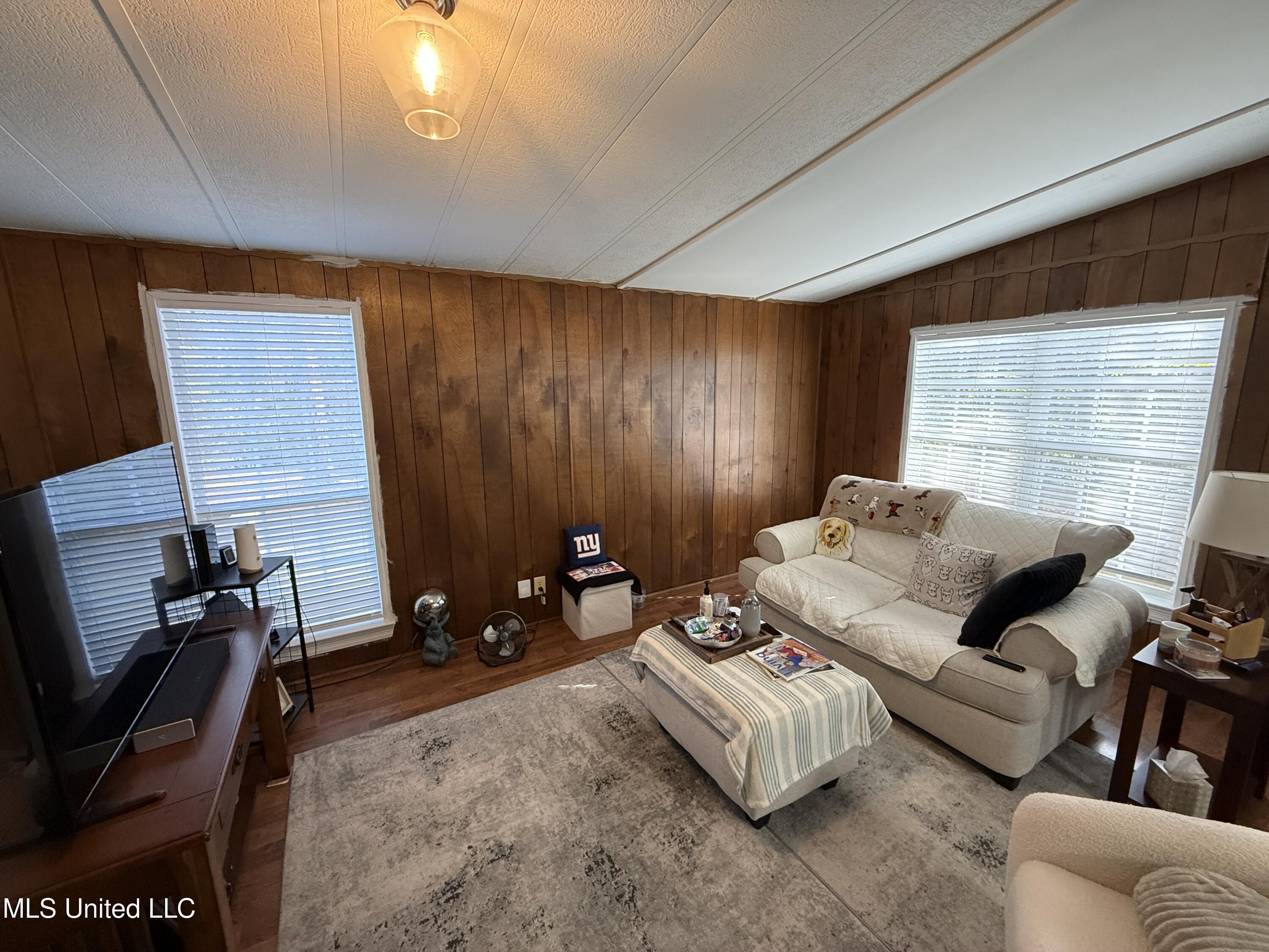 7208 Issac Williams Street Ocean Springs, MS 39564 - Photo 11 of 14 IMG_5359