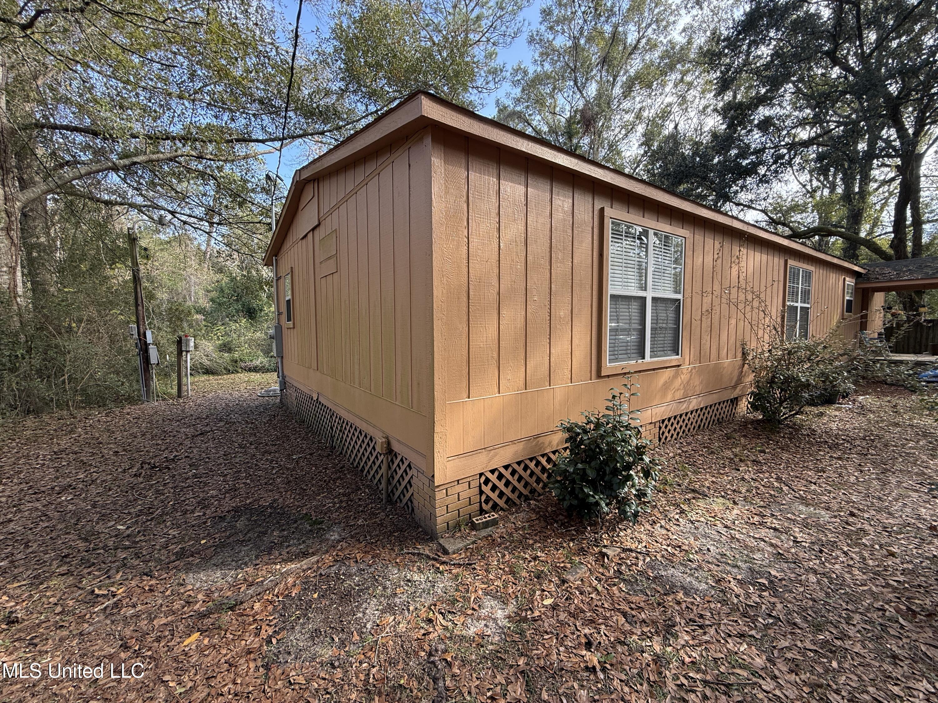 7208 Issac Williams Street Ocean Springs, MS 39564 - Photo 2 of 14 IMG_5370