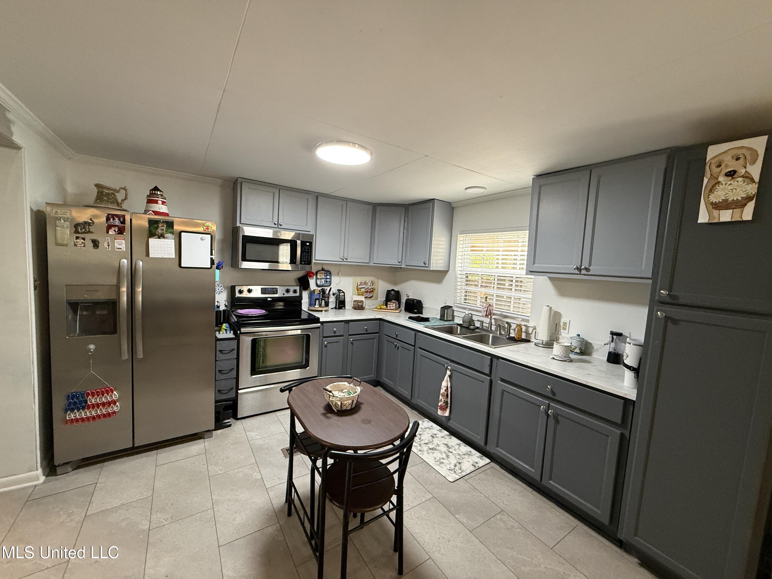 7208 Issac Williams Street Ocean Springs, MS 39564 - Photo 5 of 14 IMG_5361