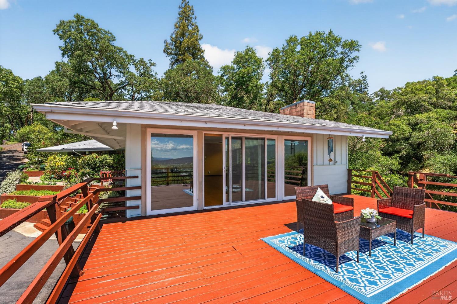 891 Isola Way Ukiah, CA 95482 - Photo 13 of 46 a view of a house with lounge chair