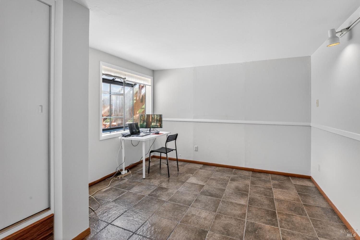 891 Isola Way Ukiah, CA 95482 - Photo 44 of 46 a view of a room with a table and chairs