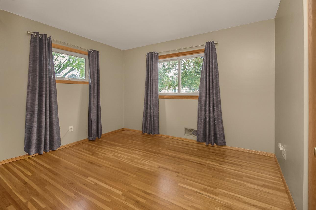 2014 Diffley Road Eagan, MN 55122 - Photo 18 of 39 Gallery Image 18