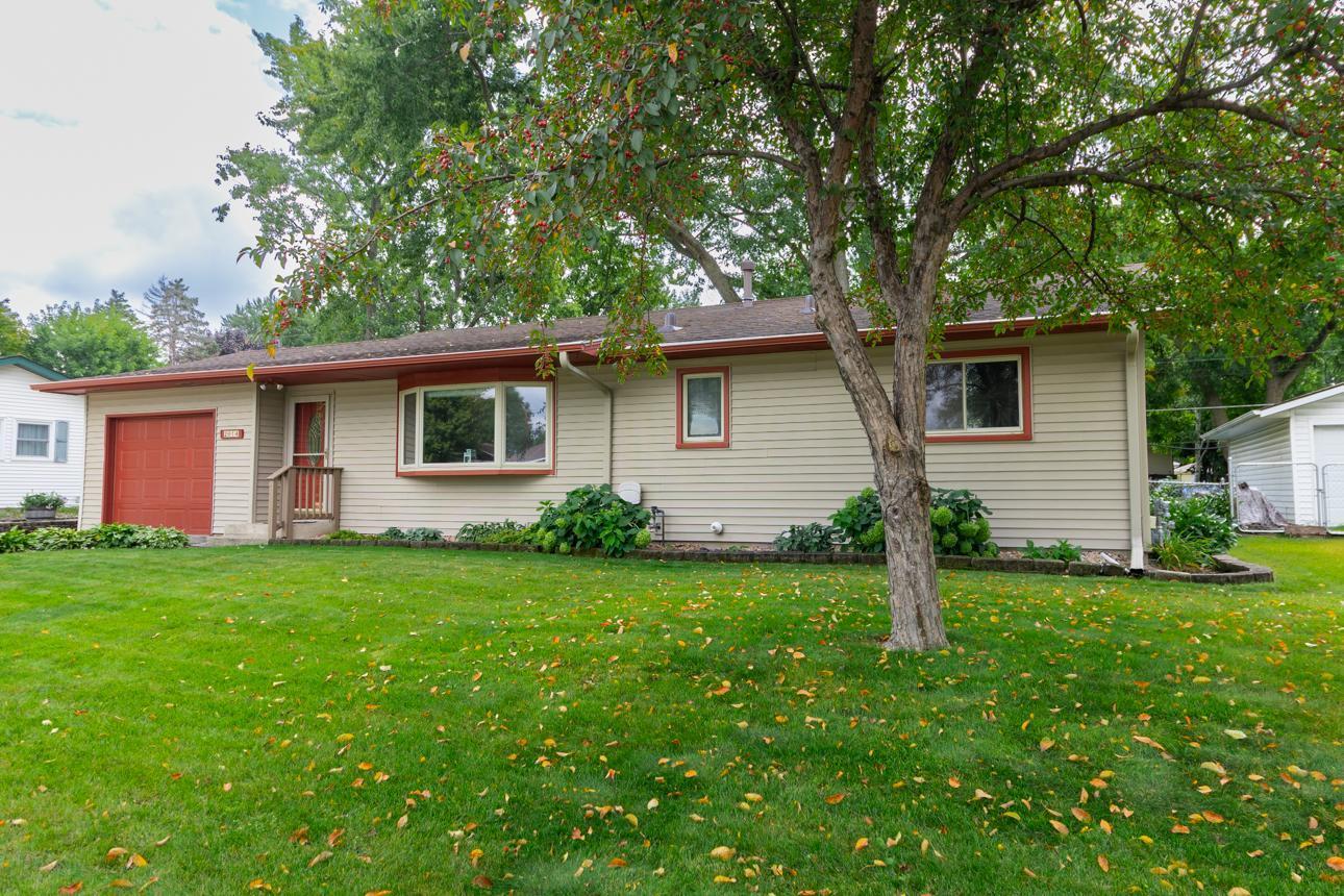 2014 Diffley Road Eagan, MN 55122 - Photo 2 of 39 Gallery Image 2