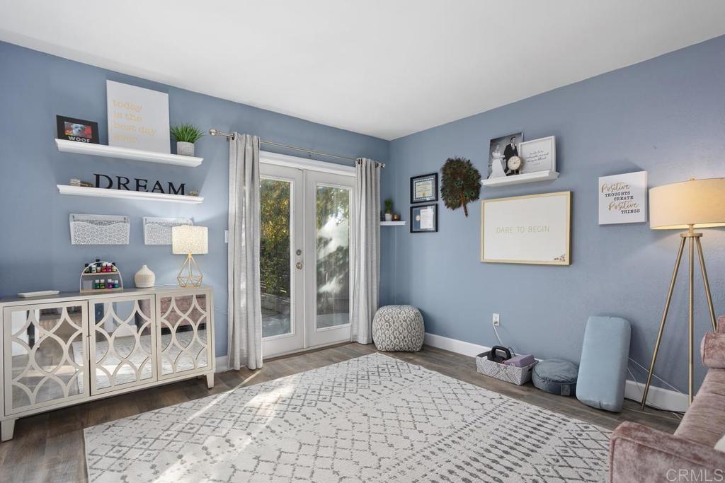 2804 Jacaranda Avenue Carlsbad, CA 92009 - Photo 23 of 36 a bedroom with a bed and a window