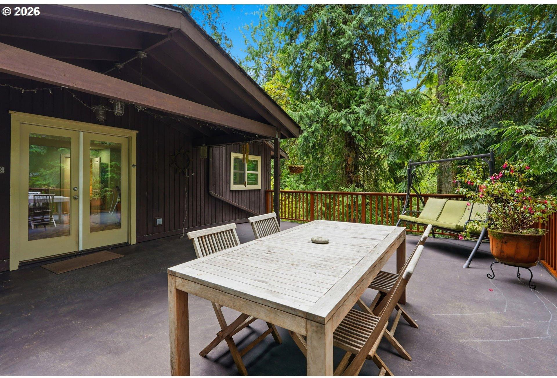 7325 Southeast Barbara Welch Road Portland, OR 97236 - Photo 34 of 37 Gallery Image 34