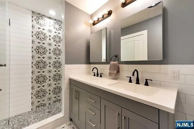 $3,675 | 8 Personette Street, Unit 7, Caldwell, NJ 07006