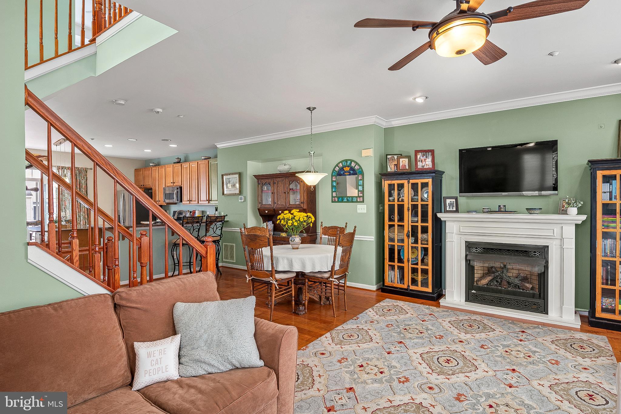 2626 Raptor Drive Odenton, MD 21113 - Photo 10 of 48 Level 2 Living Room