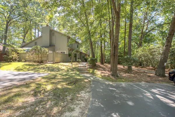 $1,750 | 225 Twin Oaks Place, Cary, NC 27511