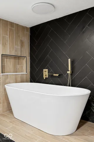 $214,900 | 1922 North Bancroft Street, Indianapolis, IN 46218