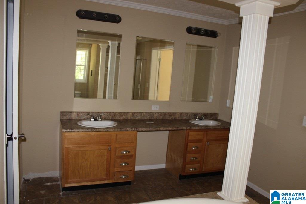 1303 Tipton Road Lincoln, AL 35096 - Photo 11 of 27