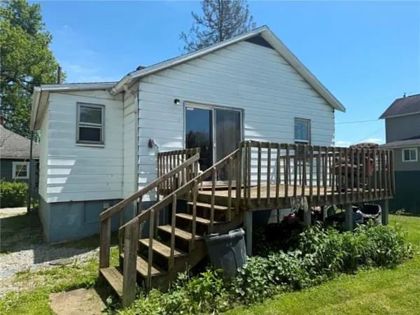$39,900 | 2 Elm Street, Masontown, PA 15461