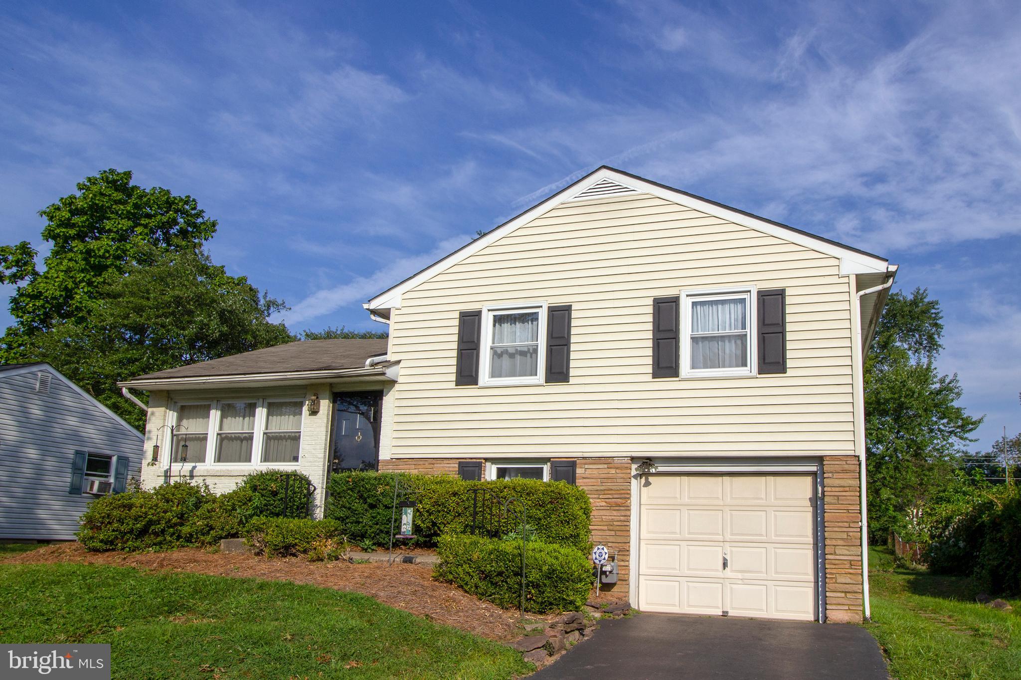 29 Brant Road Norristown, PA 19403 - Photo 1 of 18 Gallery Image 1