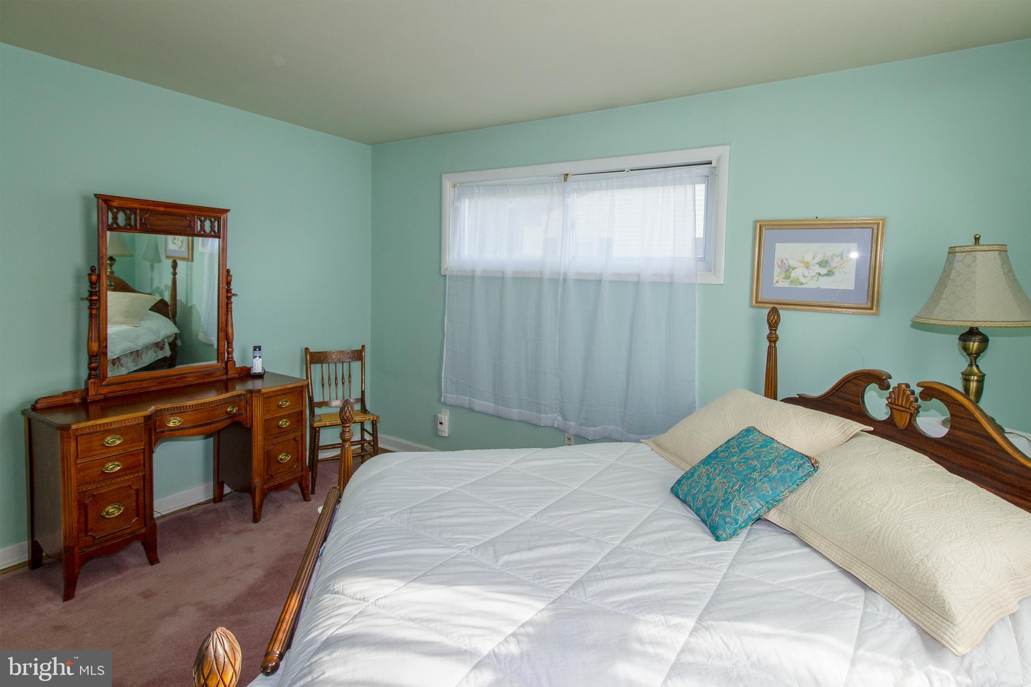 29 Brant Road Norristown, PA 19403 - Photo 13 of 18 Main Bedroom