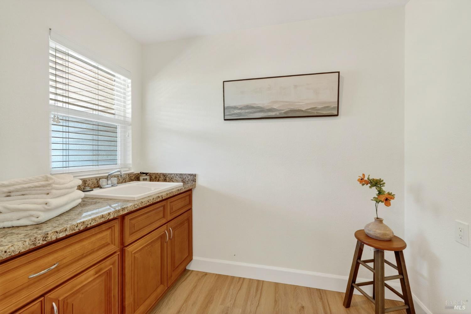 2322 South Hampton Circle Santa Rosa, CA 95401 - Photo 15 of 58