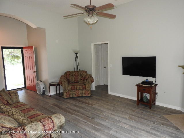 313 Spring Run Road Coldwater, MS 38618 - Photo 29 of 44