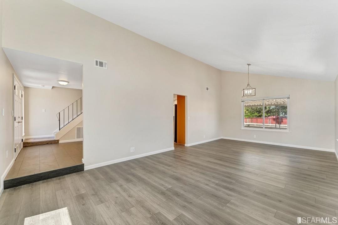 118 Tamarack Drive Hercules, CA 94547 - Photo 5 of 25