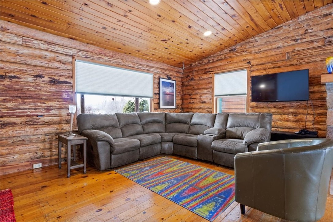 697 Pelis Road Phelps, NY 14513 - Photo 6 of 30