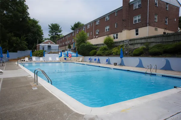 $195,000 | 126 Underhill Avenue, Unit 1B, West Harrison, NY 10604
