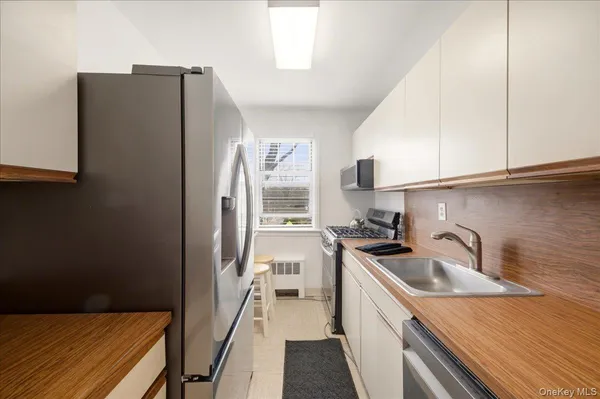 $195,000 | 126 Underhill Avenue, Unit 1B, West Harrison, NY 10604