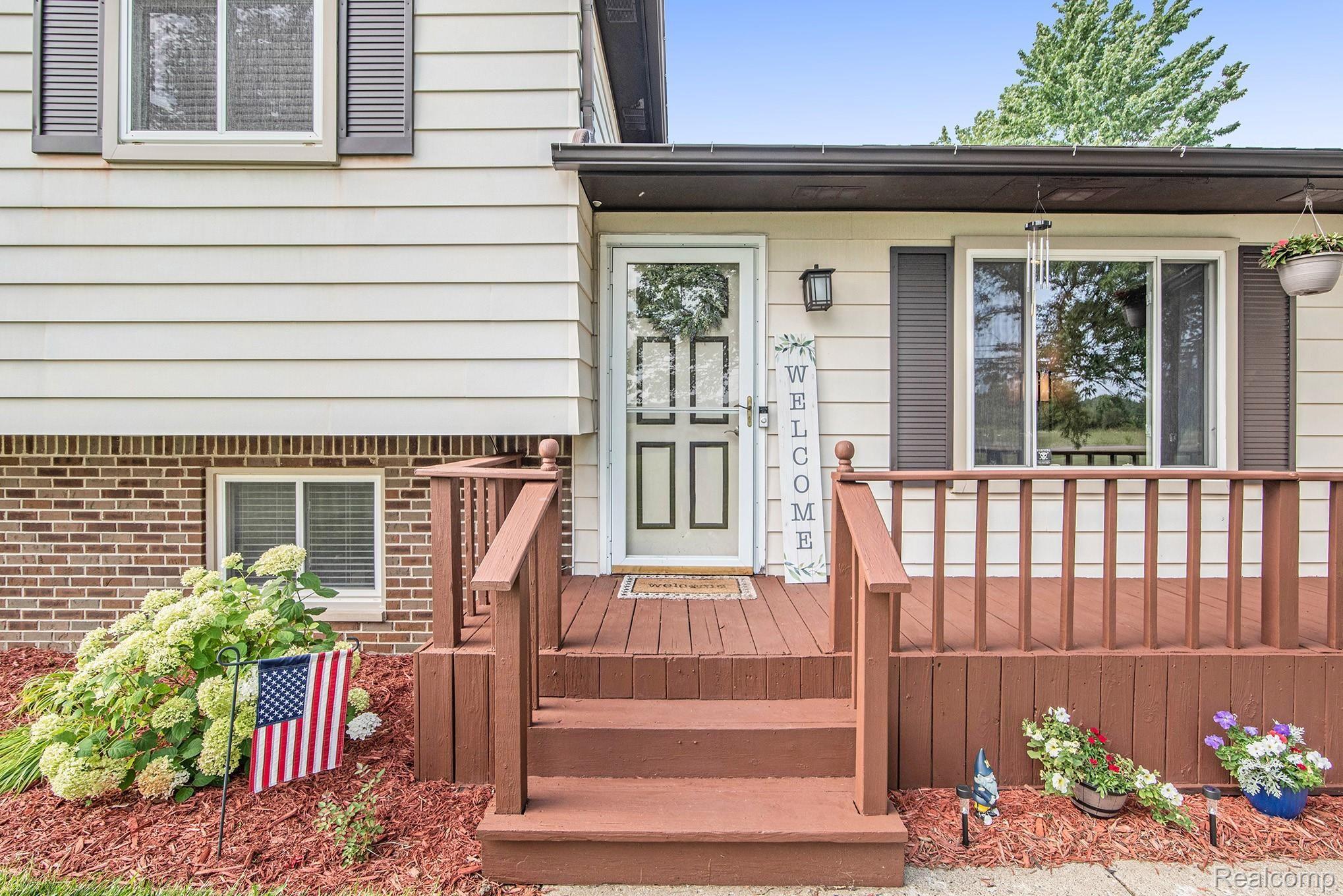 5294 Kelly Road Flint, MI 48504 - Photo 2 of 20 DSC_0367.jpg