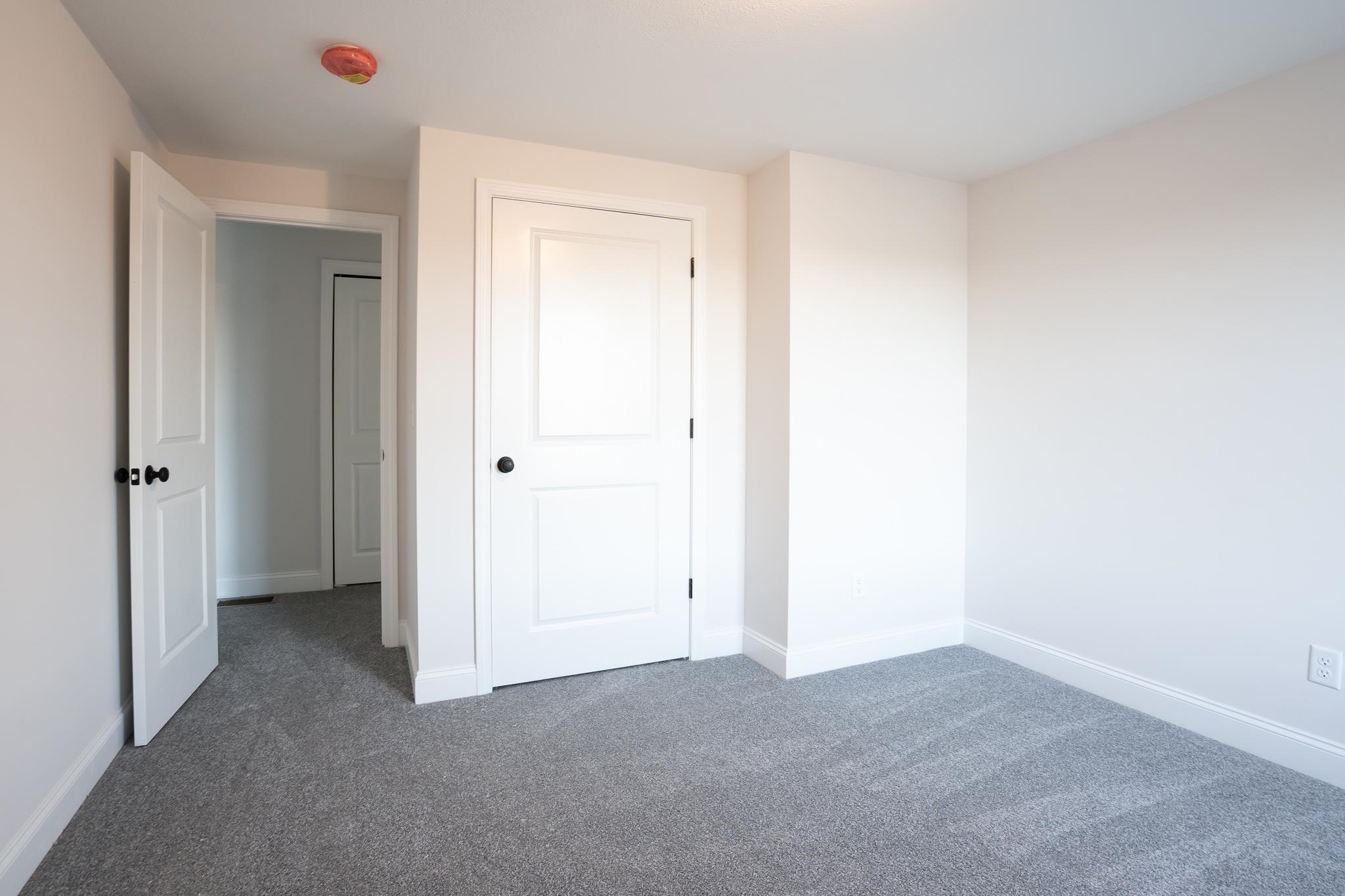 19 Mammoth Road Pelham, NH 03076 - Photo 21 of 22