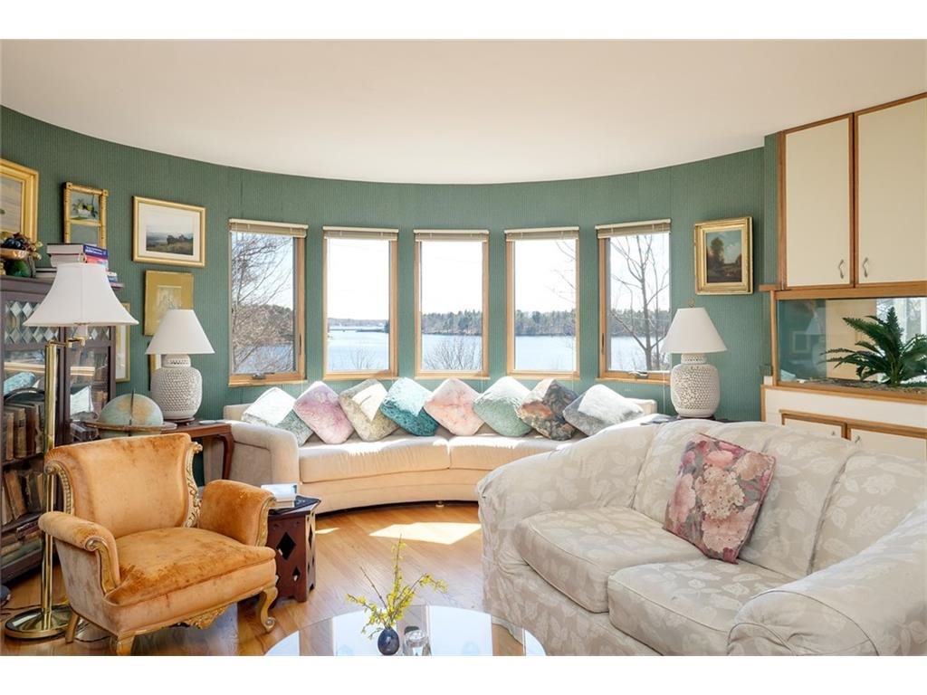 19 Goose Point Road, Unit A Kittery, ME 03905 - Photo 13 of 33
