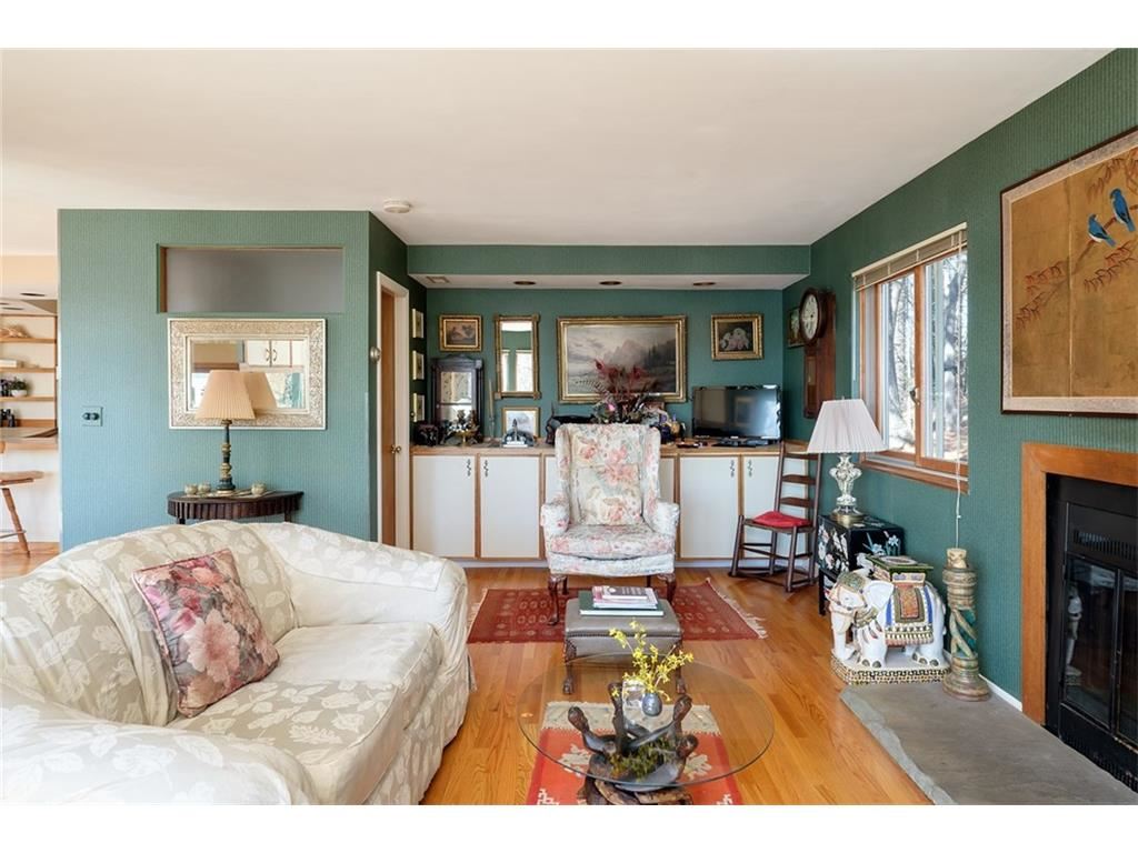 19 Goose Point Road, Unit A Kittery, ME 03905 - Photo 14 of 33