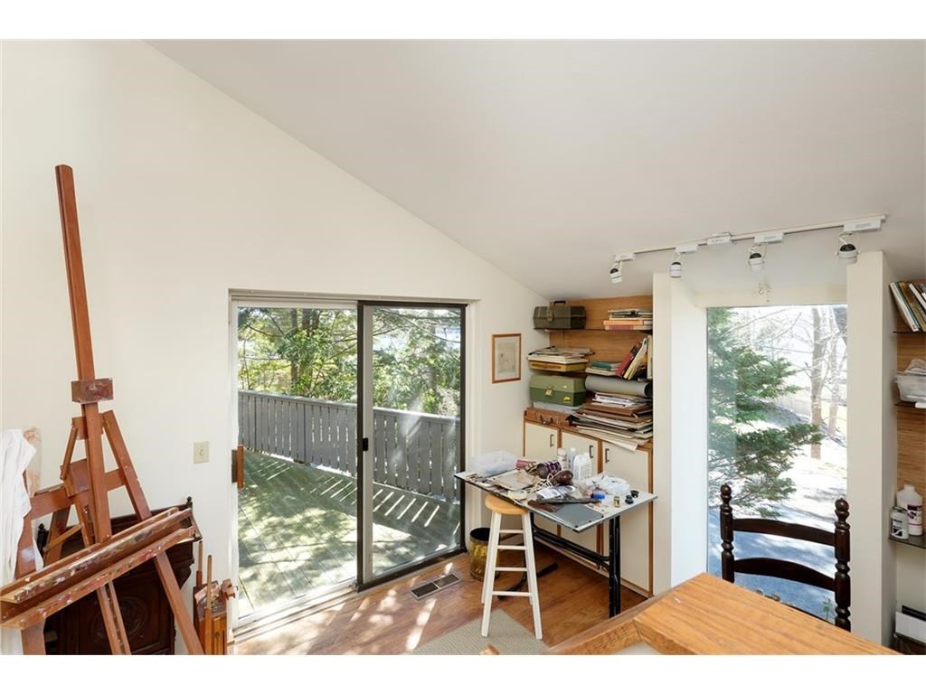 19 Goose Point Road, Unit A Kittery, ME 03905 - Photo 16 of 33